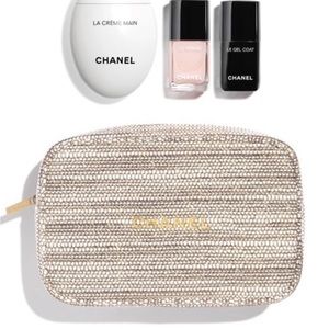 Chanel holiday manicure set pouch bag. No lotion.